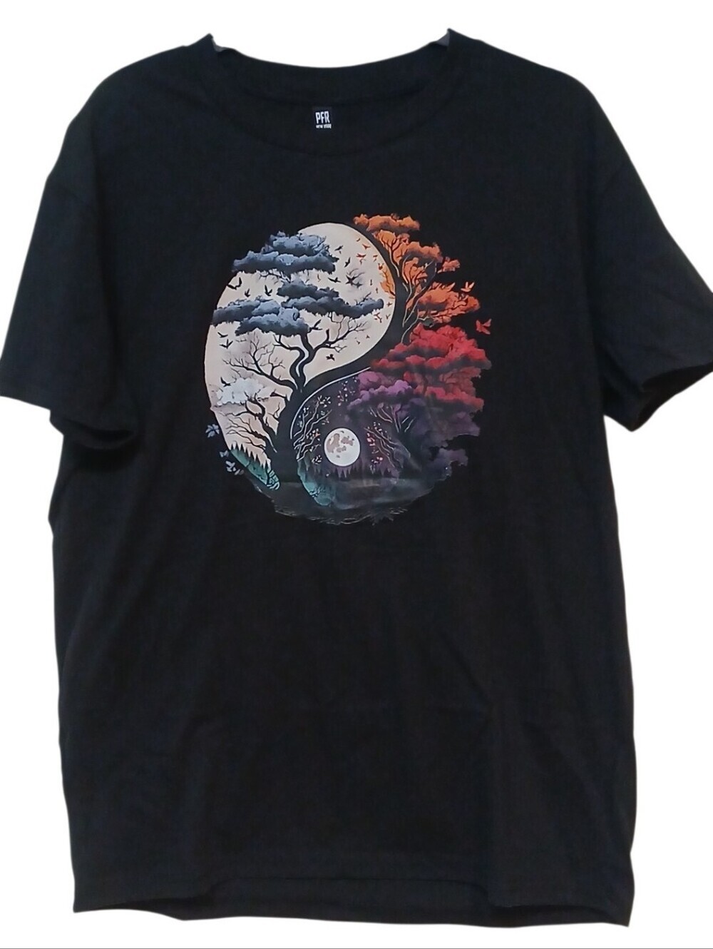 PFR New York - Black Short Sleeve Tee Shirt, Ying Yang Design Day/Night, Size L - Picture 7 of 8